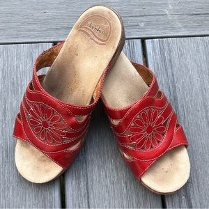 Dansko sandals size 39 Red